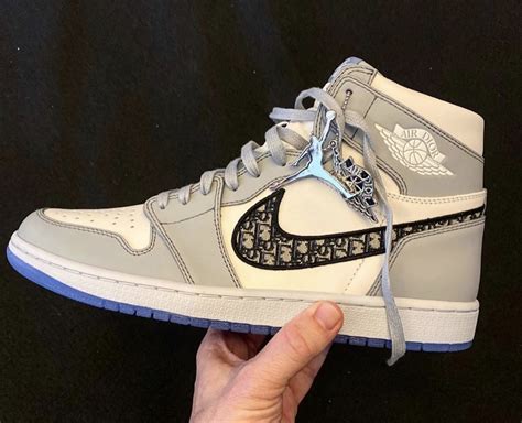 dior jordan 1 price.